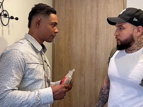 黑人邻居用大鸡巴操我屁眼 porn gay korean handsome