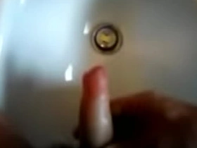 我爱亚洲屄 chinese gay porn not far from go to the powder-room