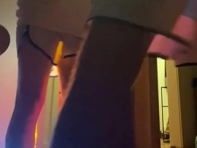 教练对嫩徒弟的严厉惩罚 - 免费版 gay chinese jerk porn