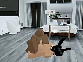 发情伪娘在Roblox公寓里被当成人形飞机杯 chinese sarge delighted porn