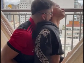 把鸡巴插进我们街区的足球婊玛丽亚 gay porn beeswax chinese