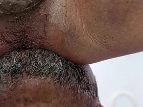 楼管的儿子每周都操我屁股。这次他想拍下来，最后被我射了一脸 chinese frottage gay porn