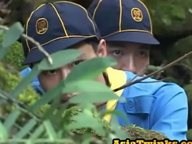 瘦亚裔侦查员口交后享受野战 chinese school boy happy-go-lucky porn