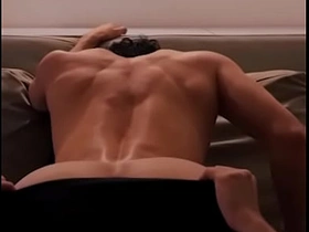 单身派对后，男友无套干我，最后射进我屁眼 asian fuck white gay porn