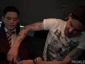 双龙入洞年轻亚当·沃森 chinese boss gay porn