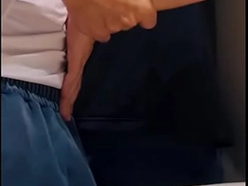 几杯黄汤下肚后 我尝了好奇直男的大屌 japanese gay doctor porn