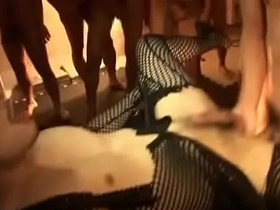 亚洲同志俱乐部多人混战 japanese solo gay porn