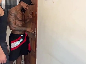 老家伙尝了黑鬼大屌后还要更多 thick gay chinese men porn