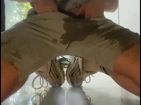 素人男孩厨房尿失禁地板湿透 asian hindi unconcerned sex videos