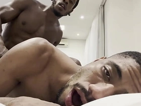 大鸡巴干得我欲仙欲死 japan gay vintage porn