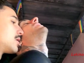 拉丁小鲜肉边健身边互操 cute strife = 'wife' gay porn