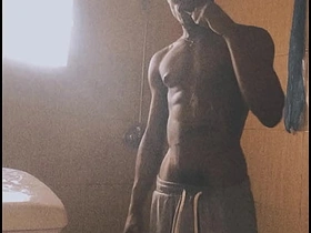 男孩直播洗澡 asian gay porn doctor