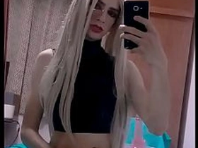 金发骚货用假阳具猛插自己的紧逼 korean group gay porn