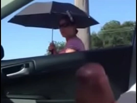 给亚裔熟女露鸟 asian father gay porn