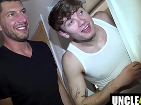 干完我们赶紧滚 Jordan Starr, Caden Dior, Blake Rivers, Lancet Woods unconcerned porn hot japan