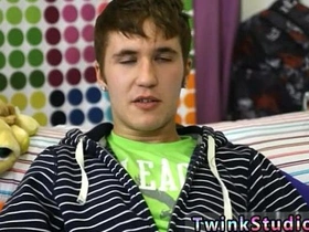 英俊亚洲男同志色情电影 凯恩·兰宁的XXX teen gay porn korean