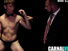 第三次拍卖 科尔顿·福克斯, 马克斯·萨金特, 里斯·斯科特 asian cumshot gay porn