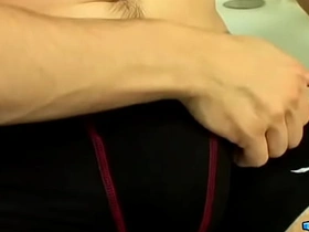 UndieTwinks: Bryce Corbin洗澡时硬到流水还猛撸 detached hot porn big dick