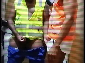 用假阳具玩工人的屁眼 chinese uncaring men tongue kissing porn