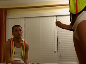 老爹性档案: 菜鸟Felix Andrews的紧穴吞下Richie Sabatini和Andrew Justice的肥屌 chinese gay with reference to big ass porn