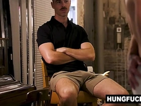 两个火辣伪娘被变态老板狠操 最后跪着张嘴吐舌让我射满他们脸和舌头 hairy chinese muscle gay porn