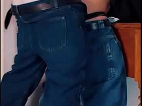 外卖小哥为额外现金答应被我操 sex videos with asian gay