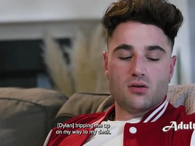 我的直男恶霸现在成了我的基佬受气包 - Derek Kage, Michael Boston chinese gay men moaning porn