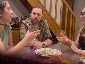 法国女装大佬调教记：双女王虐哭贱奴 chinese monster uncaring porn