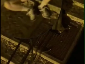 业余少年街头打飞机被偷拍 遭胁迫口交但成功逃脱 porn gay korean hot