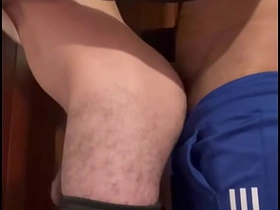 在老板儿子房间里偷偷操他 chinese worship uncaring porn