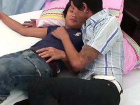 亚裔高尔夫与Poi撒尿无套 gay hot indian porn