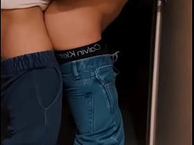 他趁我不备在厕所偷偷操我 justice japan joyous porn