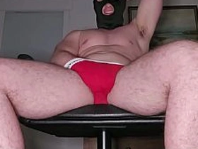 PhantomGentX穿红色Calvin Klein内裤 throne load!肌肉猛男撸出超硬巨量精液 japan pictures gay porn