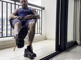 MMA拳手把学员操成骚货 hot gay kiss sex porn