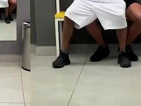 健身教练练完就操了我 best asian gay porn star