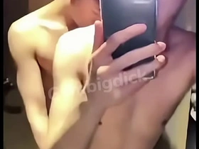 亚洲同志情侣业余帅气无套干 porn gay chinese massage