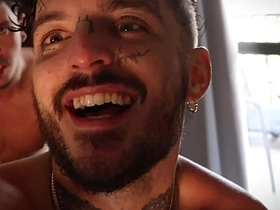 摄影师和BLEWVY疯狂激烈性交 两个变态啥都玩直到射爆！完整版32分钟在RED korean gay porn chirp