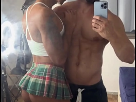 穿迷你裙的骚货被大鸡巴猛男干 2026 chinese blissful porn