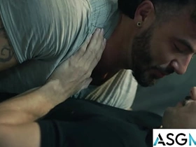 出轨猛男自拍偷情视频上传社交媒体曝光 Bohemian young chinese emaciated gay porn