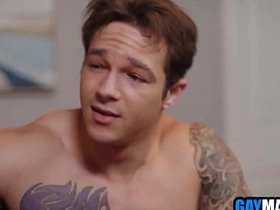 和大鸡巴哥们儿搞基 hot gay porn massage