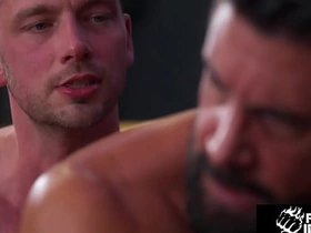 Damon Heart和Justin Jett在FistingInferno的重口拳交片 asian gay sex videos in hindi