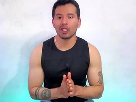 7-11大雕店员凌晨在仓库后门狂操弱气男店员·性爱实录 gay porn asian handsome