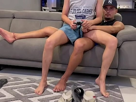 教干儿子打飞机 young japan gay porn