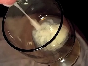 亚洲小鲜肉多次射精在杯子里 3 delighted asian ass porn