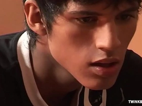 拉丁小鲜肉Johny和Andi狂操 chinese son and dad gay porn